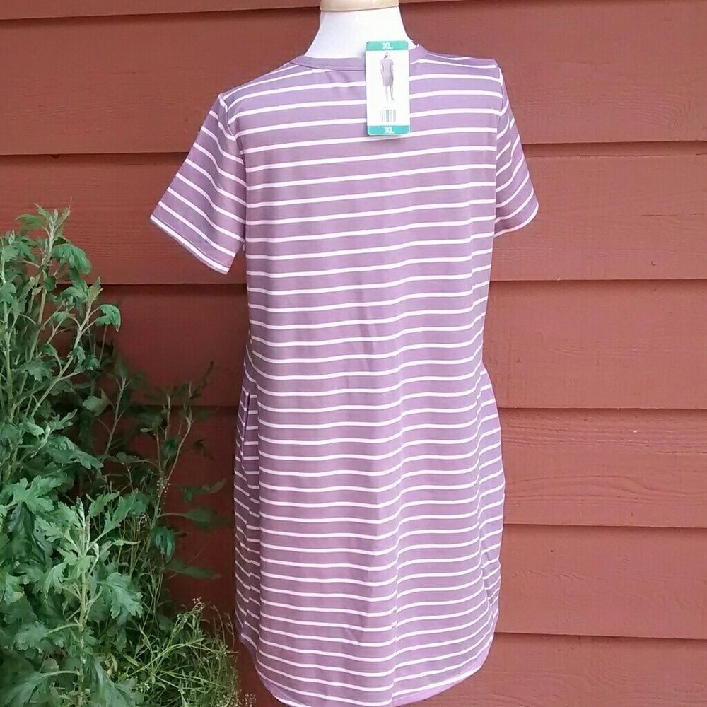 32° Cool Dress  - Picture 3 of 5